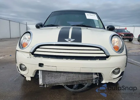 2011 Mini Cooper из США, поврежденный, VIN WMWSU3C52BT092653